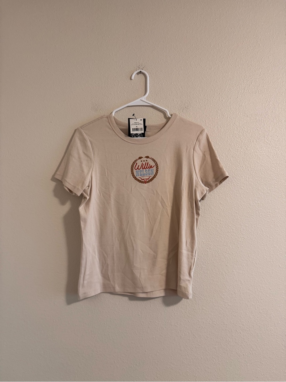 NWT Willie Nelson Cream Graphic Short-Sleeve Tee